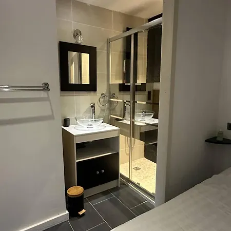 Charmant T2 Avec Piscine Et Vue Sur Colline, Proche Plages Et Commerces - - Fr-1-768-51 * Les Issambres
