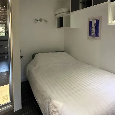 Charmant T2 Avec Piscine Et Vue Sur Colline, Proche Plages Et Commerces - - Fr-1-768-51